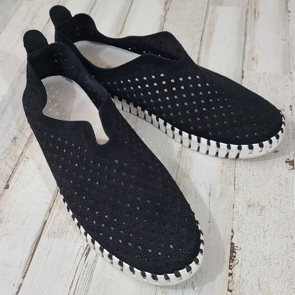 Ilse Jacobsen Tulip Perforated Black Slip On Sneaker
